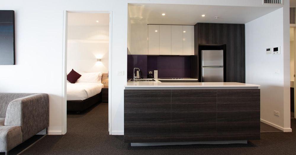 Tyrian Serviced Apartments Fitzroy Мельбурн Экстерьер фото