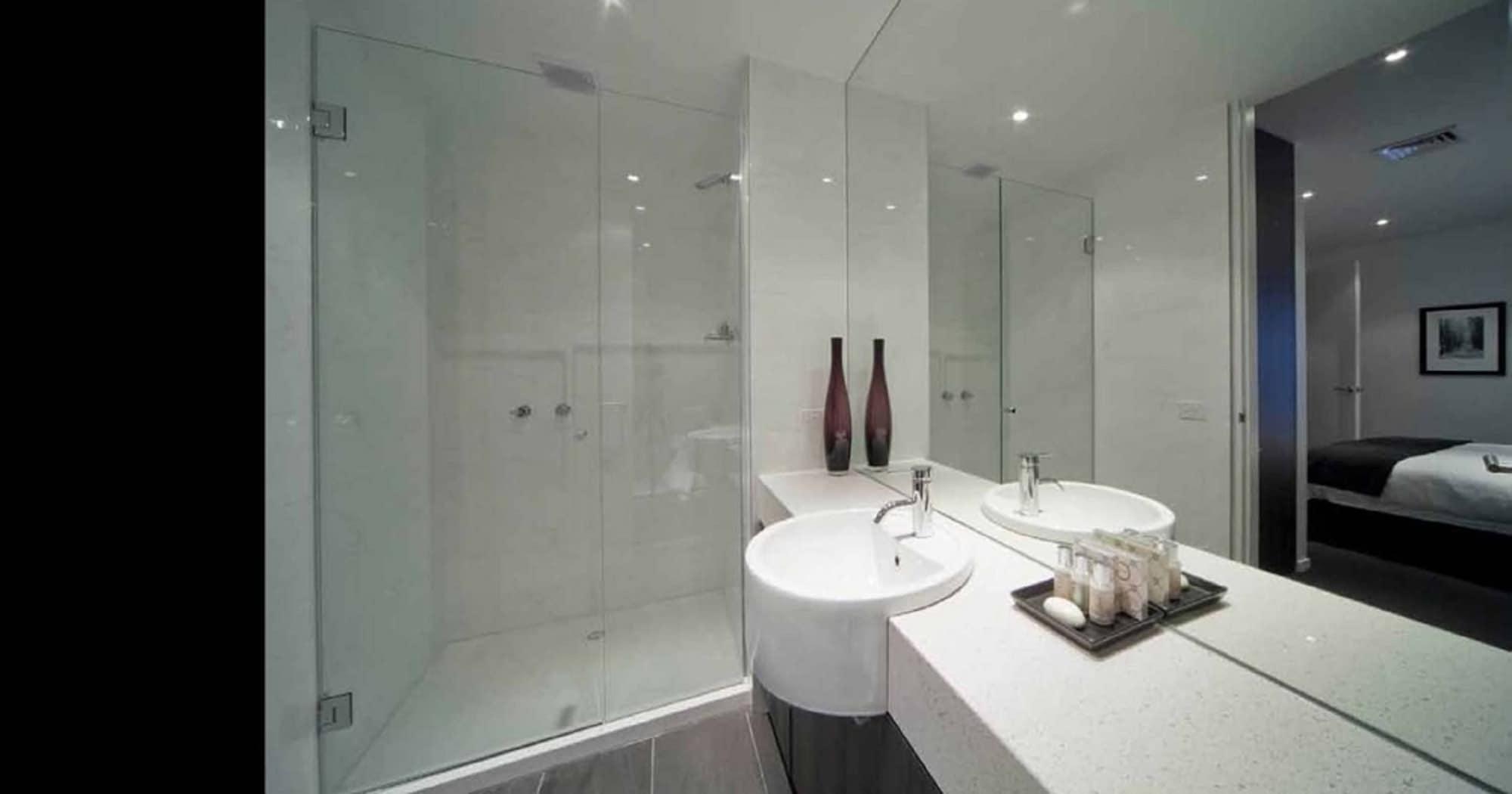 Tyrian Serviced Apartments Fitzroy Мельбурн Экстерьер фото